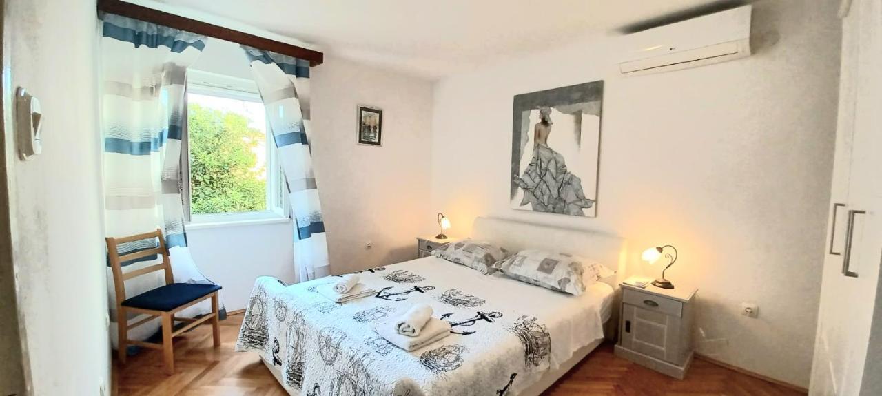 Apartman Perina Trogir Bagian luar foto