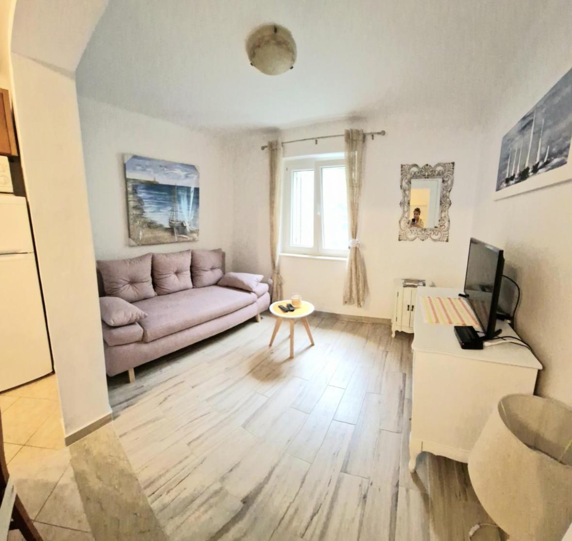 Apartman Perina Trogir Bagian luar foto