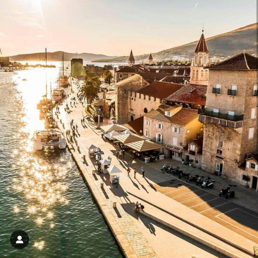Apartman Perina Trogir Bagian luar foto