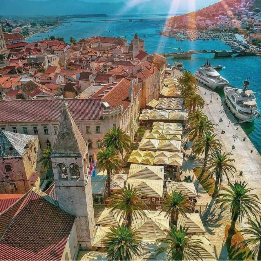 Apartman Perina Trogir Bagian luar foto
